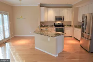 8933 Royal Astor Way, Fairfax, VA 22031 - Photo 19