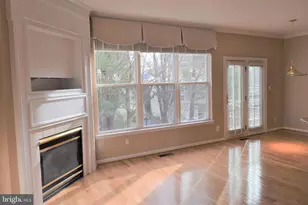 8933 Royal Astor Way, Fairfax, VA 22031 - Photo 11