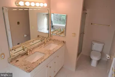 8933 Royal Astor Way, Fairfax, VA 22031 - Photo 29