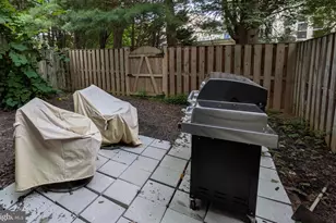 8933 Royal Astor Way, Fairfax, VA 22031 - Photo 47