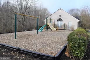 8933 Royal Astor Way, Fairfax, VA 22031 - Photo 51