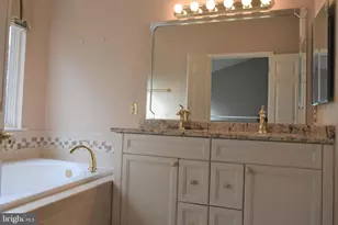 8933 Royal Astor Way, Fairfax, VA 22031 - Photo 27
