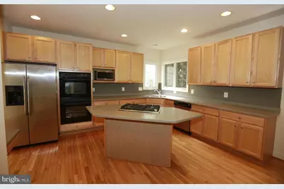 2339 Sandburg Street, Dunn Loring, VA 22027 - Photo 7