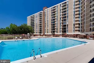 6800 Fleetwood Rd, McLean, VA 22101 - Photo 33