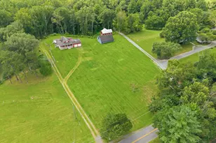 11201 Stuart Mill Rd, Oakton, VA 22124 - Photo 7