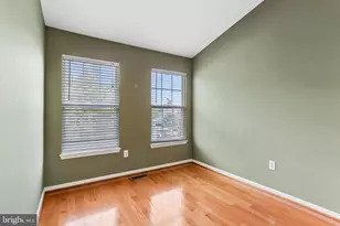 14828 Edman Cir, Centreville, VA 20121 - Photo 17