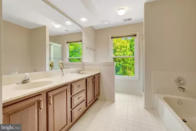 1502 Snowflake Court, Herndon, VA 20170 - Photo 43