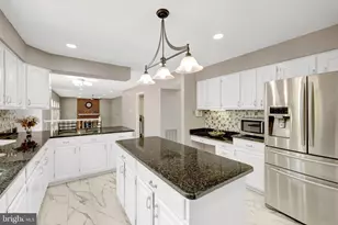 1502 Snowflake Ct, Herndon, VA 20170 - Photo 19