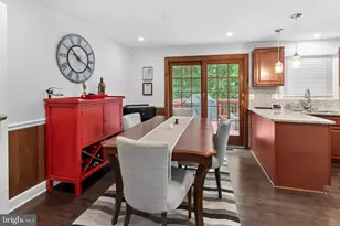 8113 Loving Forest Ct, Springfield, VA 22153 - Photo 15