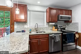 8113 Loving Forest Ct, Springfield, VA 22153 - Photo 19