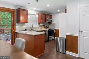 8113 Loving Forest Ct, Springfield, VA 22153 - Photo 17