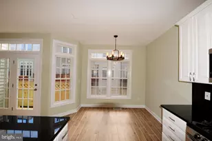 4379 Thomas Brigade Ln, Fairfax, VA 22033 - Photo 11