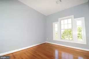 4379 Thomas Brigade Ln, Fairfax, VA 22033 - Photo 13
