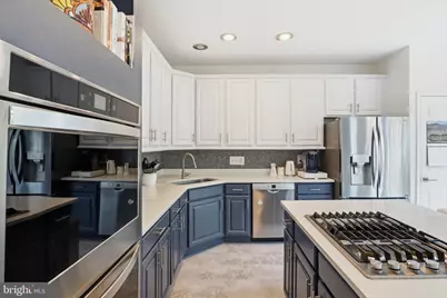 7333 Hampton Manor Place, Springfield, VA 22150 - Photo 3