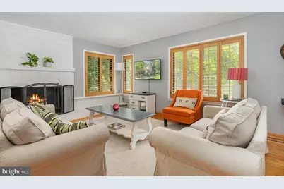 2223 Glencourse Lane, Reston, VA 20191 - Photo 3