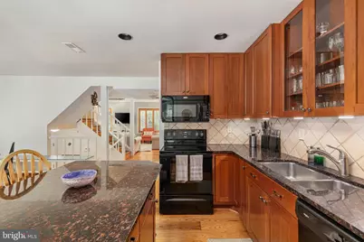2223 Glencourse Lane, Reston, VA 20191 - Photo 11