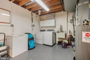 2223 Glencourse Ln, Reston, VA 20191 - Photo 23
