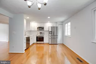 1604 Barnstead Dr, Reston, VA 20194 - Photo 11