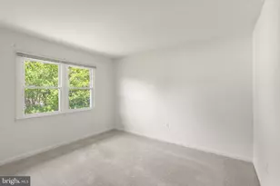 8902 Huxley Ct, Springfield, VA 22153 - Photo 33