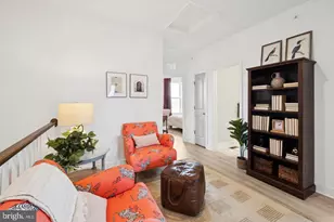 14978 Deco Cir, Chantilly, VA 20151 - Photo 11