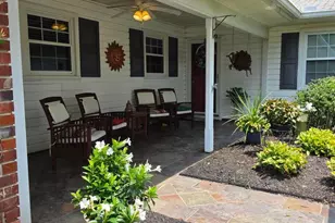 12912 Mt Royal Ln, Fairfax, VA 22033 - Photo 5