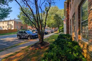 5612 Sutherland Ct, Burke, VA 22015 - Photo 7