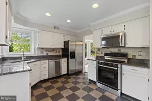 13200 Hughsmith Way, Herndon, VA 20171 - Photo 11
