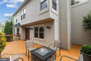 13200 Hughsmith Way, Herndon, VA 20171 - Photo 19