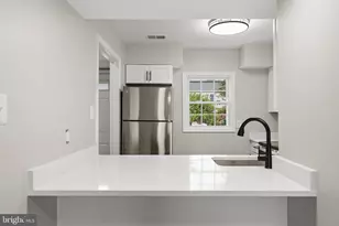 14407 Turin Ln, Centreville, VA 20121 - Photo 7