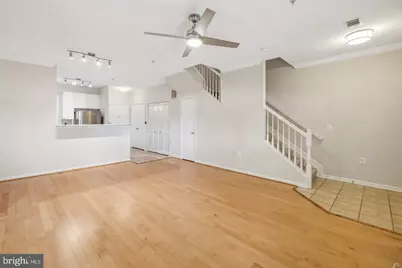 9490 Virginia Center Boulevard #132, Vienna, VA 22181 - Photo 3