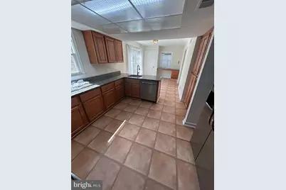 3816 Ridgelea Drive, Fairfax, VA 22031 - Photo 9