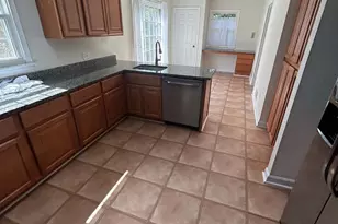 3816 Ridgelea Dr, Fairfax, VA 22031 - Photo 9