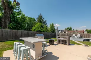 6632 Clearview Dr, Falls Church, VA 22042 - Photo 19