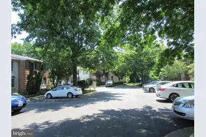 7973 Tyson Oaks Circle, Vienna, VA 22182 - Photo 11