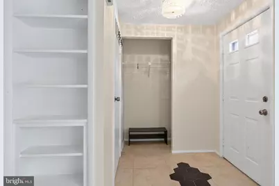 7973 Tyson Oaks Circle, Vienna, VA 22182 - Photo 7