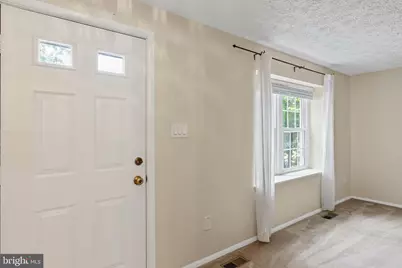 7973 Tyson Oaks Circle, Vienna, VA 22182 - Photo 5