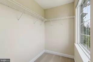 4424 Eastwick Ct, Fairfax, VA 22033 - Photo 15
