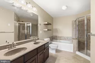4424 Eastwick Ct, Fairfax, VA 22033 - Photo 17