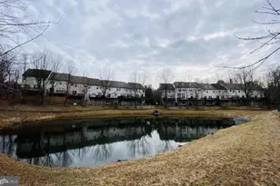 12453 Rose Path Cir, Fairfax, VA 22033 - Photo 19