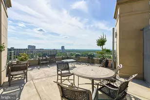 8220 Crestwood Heights Dr, McLean, VA 22102 - Photo 41