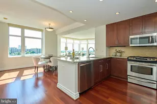 8220 Crestwood Heights Dr, McLean, VA 22102 - Photo 7