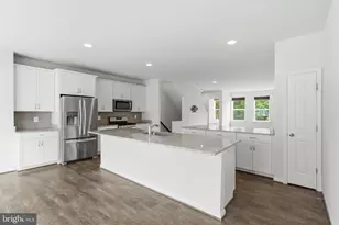 9190 Snowden Ashford Rd, Lorton, VA 22079 - Photo 11