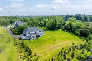 665 Stratford Hill Ct, Great Falls, VA 22066 - Photo 9