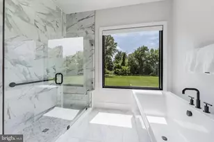 665 Stratford Hill Ct, Great Falls, VA 22066 - Photo 75