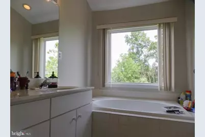 13222 Goose Pond Lane, Fairfax, VA 22033 - Photo 17