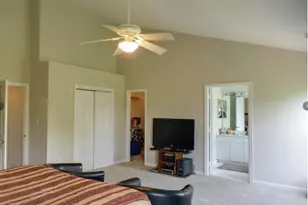 13222 Goose Pond Ln, Fairfax, VA 22033 - Photo 15
