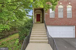 13222 Goose Pond Ln, Fairfax, VA 22033 - Photo 3