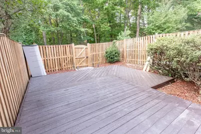 8020 Bethelen Woods Lane, Springfield, VA 22153 - Photo 35