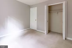 8020 Bethelen Woods Ln, Springfield, VA 22153 - Photo 19