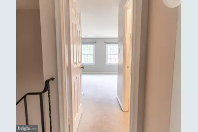 8020 Bethelen Woods Lane, Springfield, VA 22153 - Photo 7